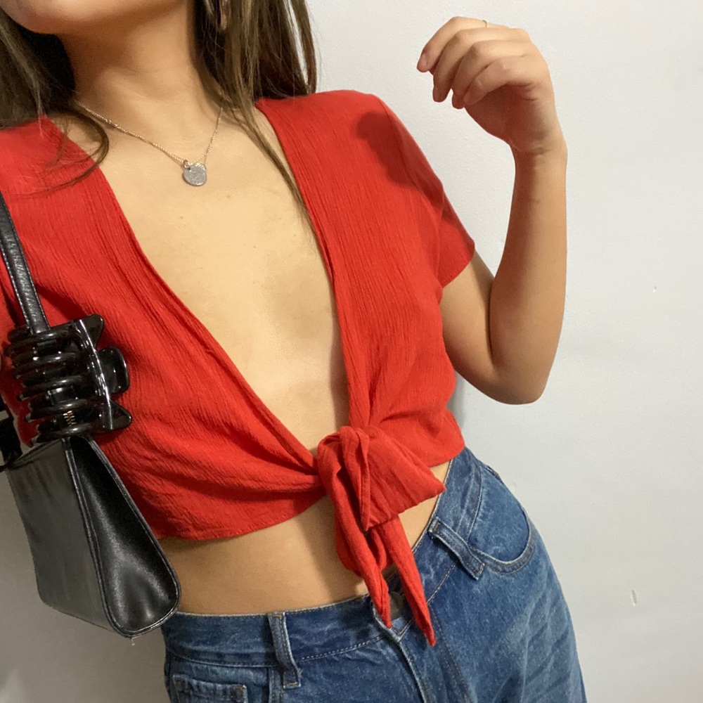 Front tie top - Picture 2 of 2